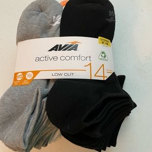 New, men’s low cut socks